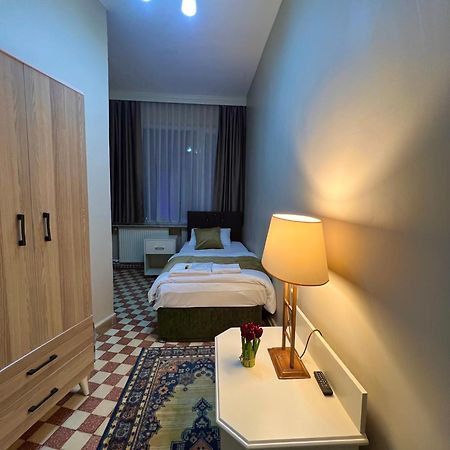 Findik Palas Otel Истанбул Екстериор снимка