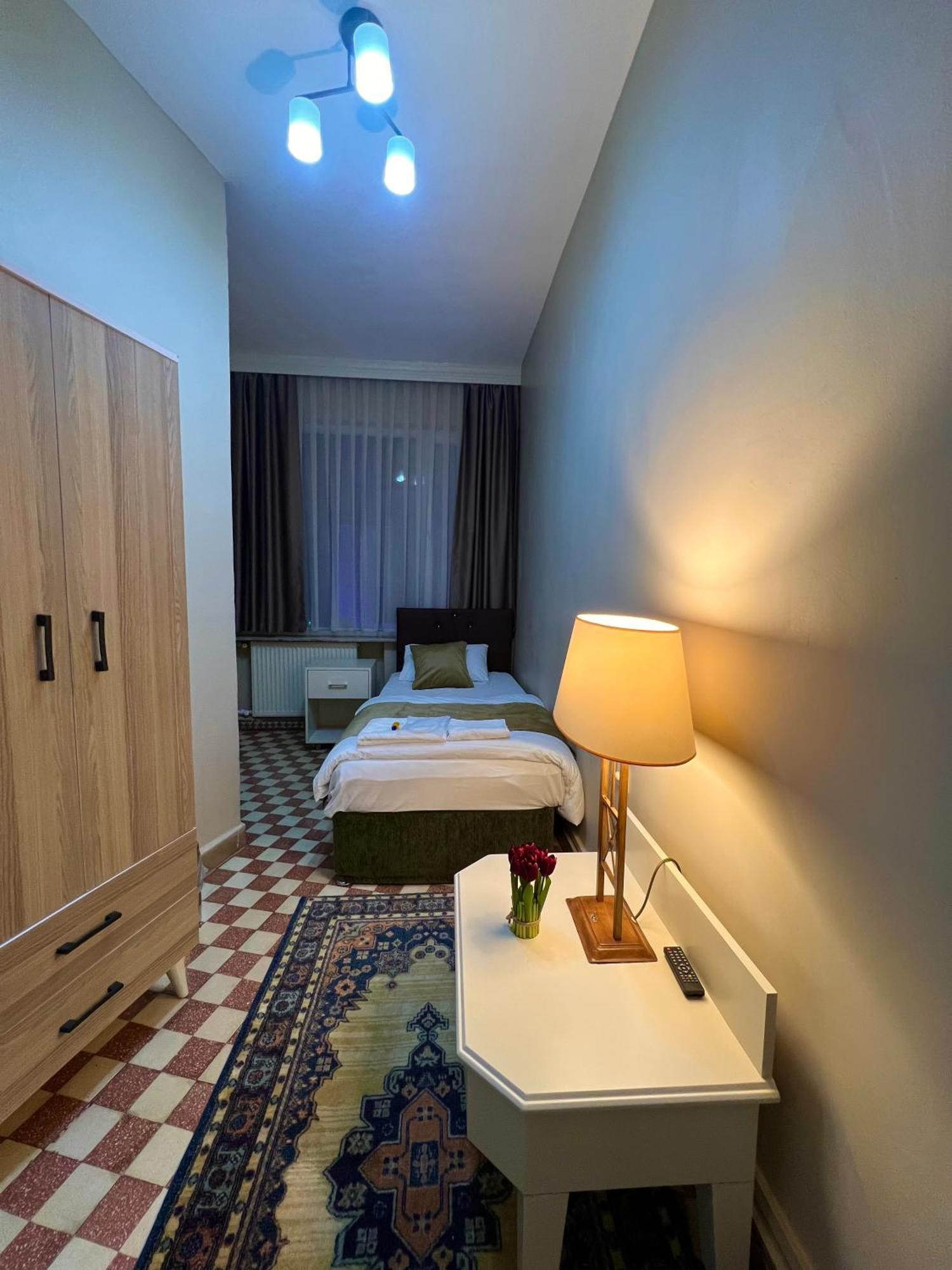 Findik Palas Otel Истанбул Екстериор снимка