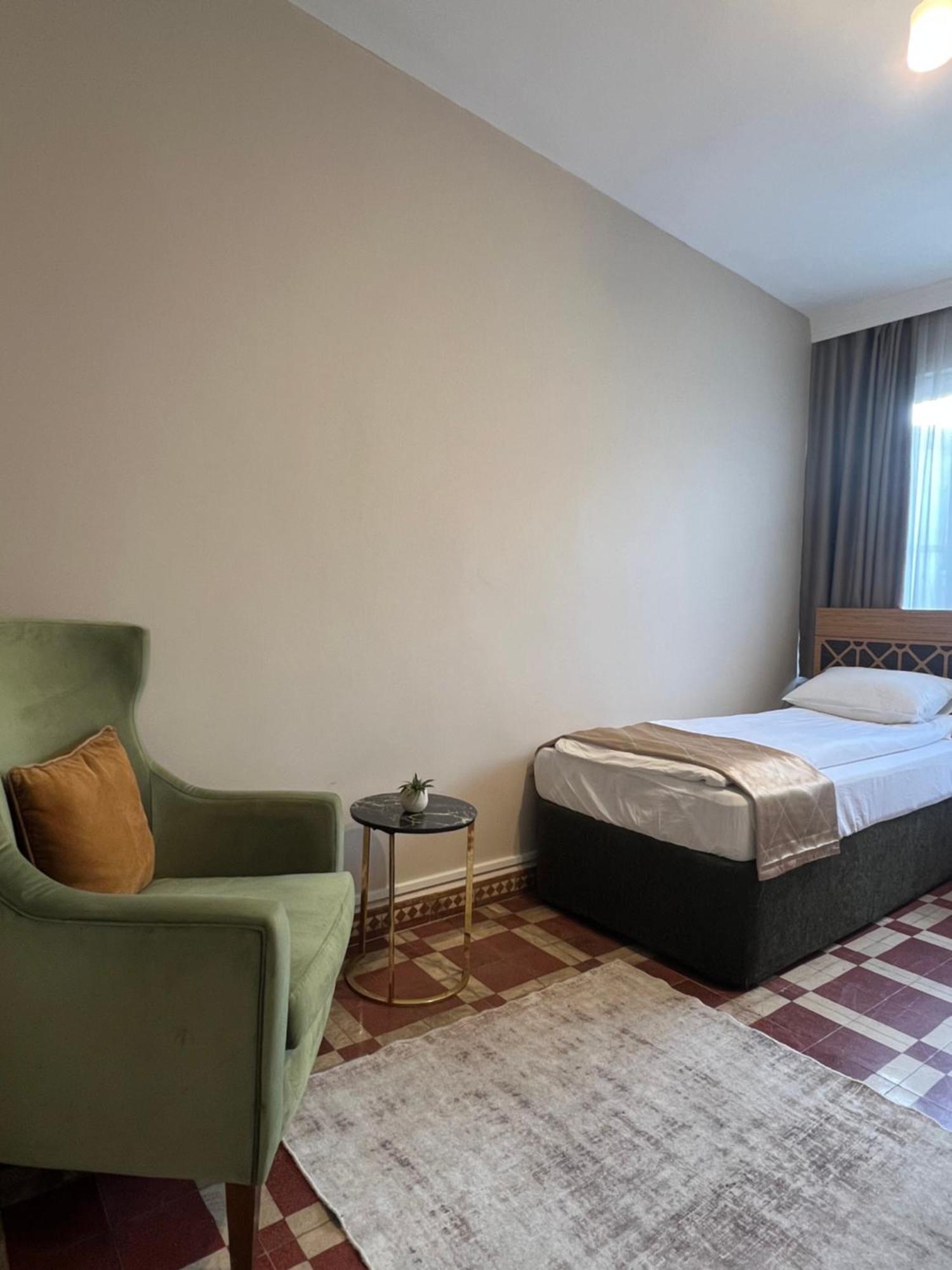 Findik Palas Otel Истанбул Екстериор снимка